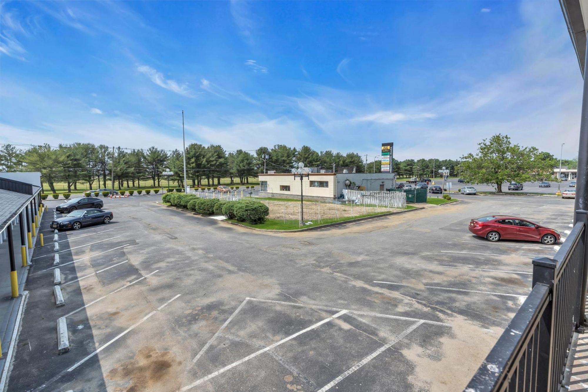 Days Inn By Wyndham Wrightstown Mcguire Afb Bordentown Ngoại thất bức ảnh